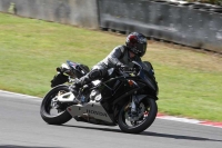 Motorcycle-action-photographs;brands;brands-hatch-photographs;event-digital-images;eventdigitalimages;motor-racing-london;no-limits-trackday;peter-wileman-photography;trackday;trackday-digital-images;trackday-photos