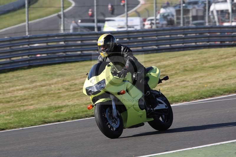 Motorcycle action photographs;brands;brands hatch photographs;event digital images;eventdigitalimages;motor racing london;no limits trackday;peter wileman photography;trackday;trackday digital images;trackday photos