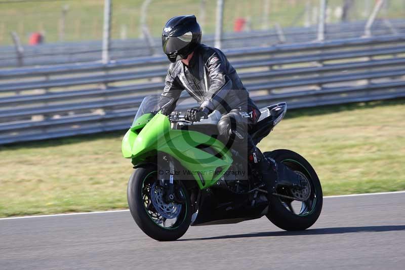 Motorcycle action photographs;brands;brands hatch photographs;event digital images;eventdigitalimages;motor racing london;no limits trackday;peter wileman photography;trackday;trackday digital images;trackday photos