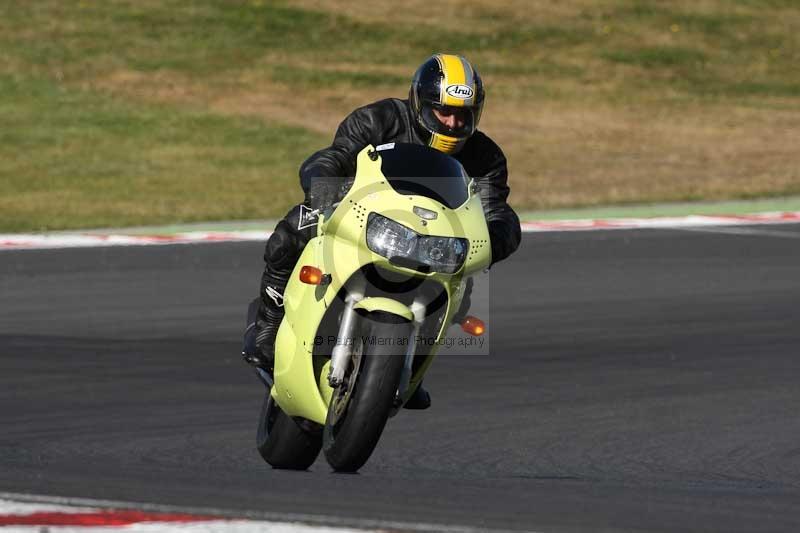 Motorcycle action photographs;brands;brands hatch photographs;event digital images;eventdigitalimages;motor racing london;no limits trackday;peter wileman photography;trackday;trackday digital images;trackday photos