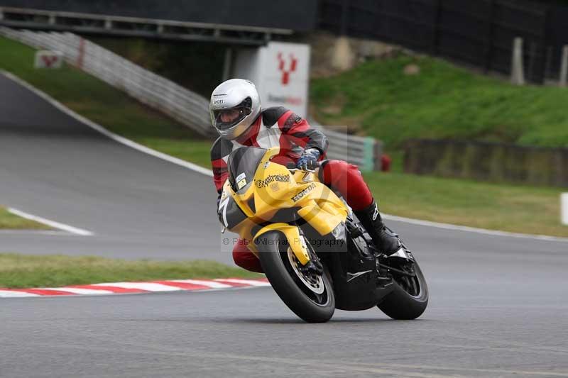 Motorcycle action photographs;brands;brands hatch photographs;event digital images;eventdigitalimages;motor racing london;no limits trackday;peter wileman photography;trackday;trackday digital images;trackday photos
