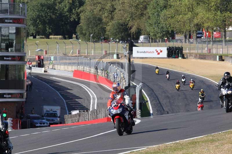 Motorcycle action photographs;brands;brands hatch photographs;event digital images;eventdigitalimages;motor racing london;no limits trackday;peter wileman photography;trackday;trackday digital images;trackday photos