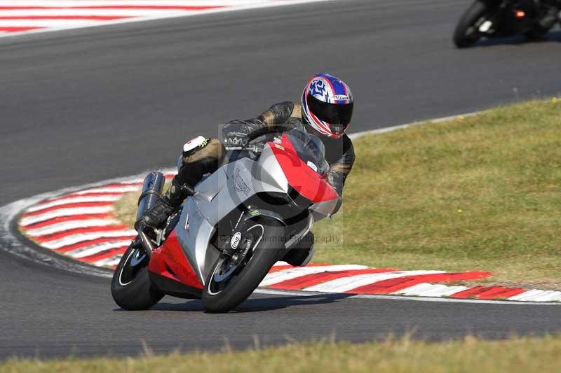Motorcycle action photographs;brands;brands hatch photographs;event digital images;eventdigitalimages;motor racing london;no limits trackday;peter wileman photography;trackday;trackday digital images;trackday photos