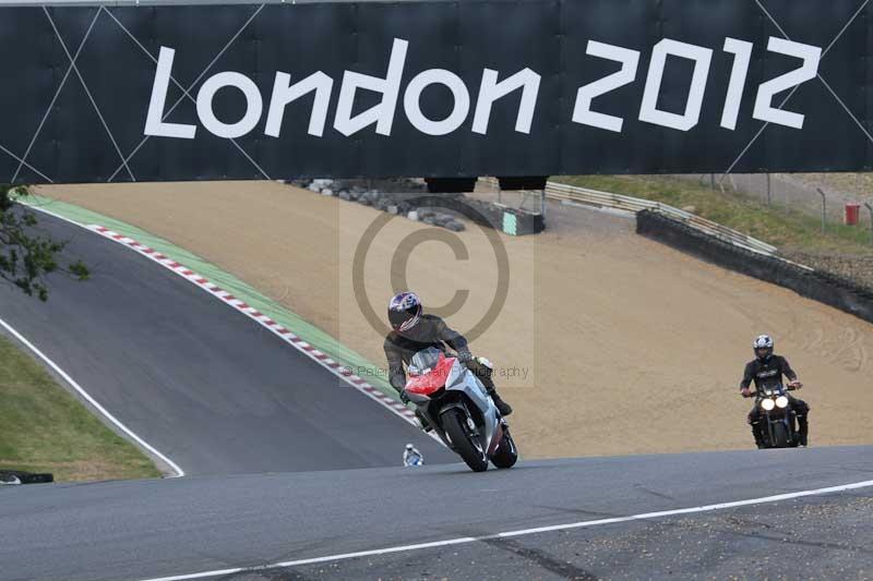 Motorcycle action photographs;brands;brands hatch photographs;event digital images;eventdigitalimages;motor racing london;no limits trackday;peter wileman photography;trackday;trackday digital images;trackday photos