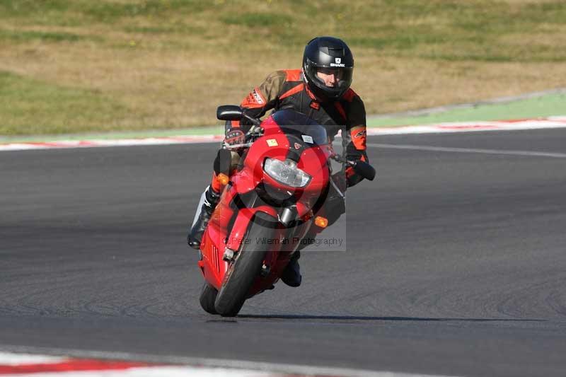 Motorcycle action photographs;brands;brands hatch photographs;event digital images;eventdigitalimages;motor racing london;no limits trackday;peter wileman photography;trackday;trackday digital images;trackday photos