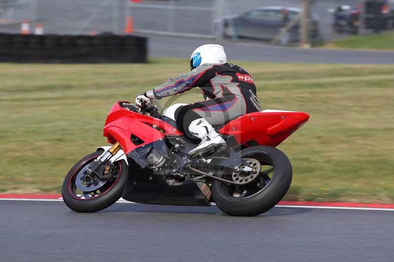 Motorcycle action photographs;brands;brands hatch photographs;event digital images;eventdigitalimages;motor racing london;no limits trackday;peter wileman photography;trackday;trackday digital images;trackday photos