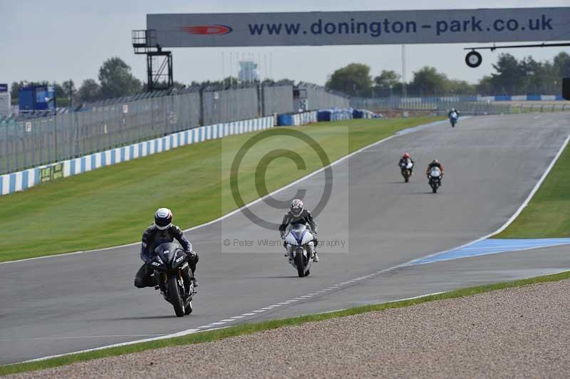 Motorcycle action photographs;donington;donington park leicestershire;donington photographs;event digital images;eventdigitalimages;no limits trackday;peter wileman photography;trackday;trackday digital images;trackday photos