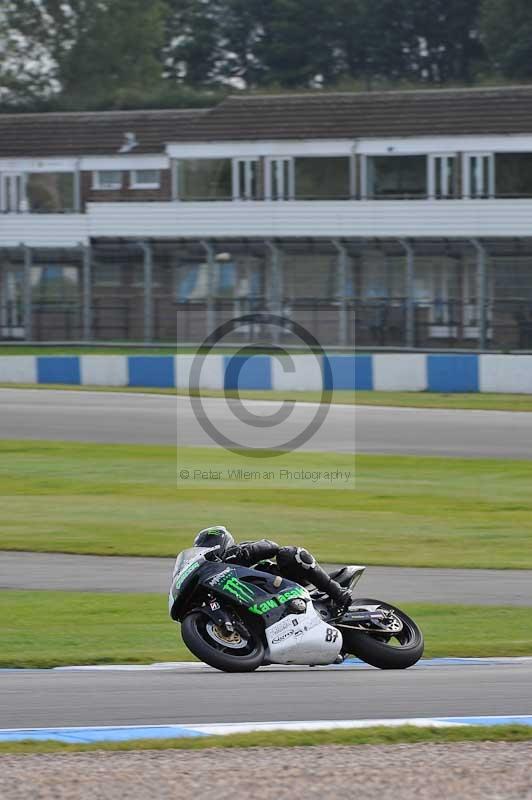 Motorcycle action photographs;donington;donington park leicestershire;donington photographs;event digital images;eventdigitalimages;no limits trackday;peter wileman photography;trackday;trackday digital images;trackday photos