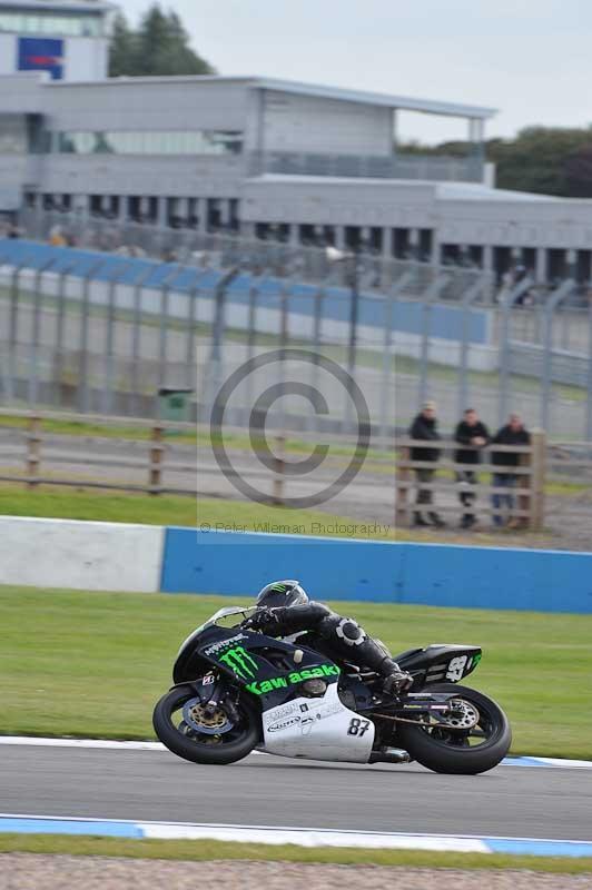 Motorcycle action photographs;donington;donington park leicestershire;donington photographs;event digital images;eventdigitalimages;no limits trackday;peter wileman photography;trackday;trackday digital images;trackday photos