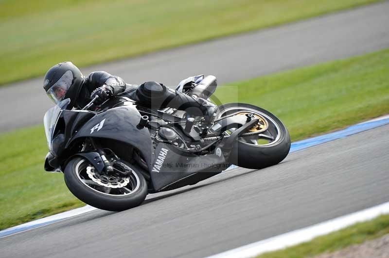 Motorcycle action photographs;donington;donington park leicestershire;donington photographs;event digital images;eventdigitalimages;no limits trackday;peter wileman photography;trackday;trackday digital images;trackday photos