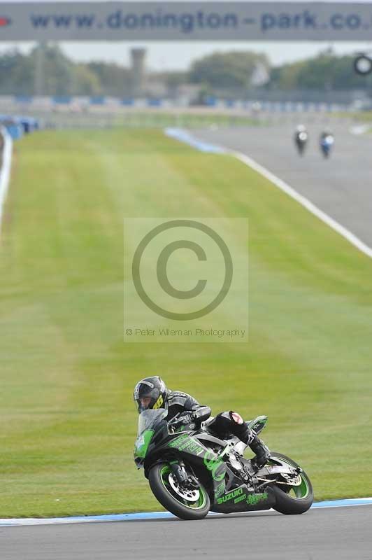 Motorcycle action photographs;donington;donington park leicestershire;donington photographs;event digital images;eventdigitalimages;no limits trackday;peter wileman photography;trackday;trackday digital images;trackday photos