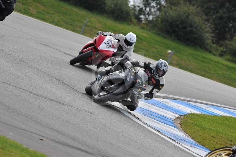 Motorcycle action photographs;donington;donington park leicestershire;donington photographs;event digital images;eventdigitalimages;no limits trackday;peter wileman photography;trackday;trackday digital images;trackday photos