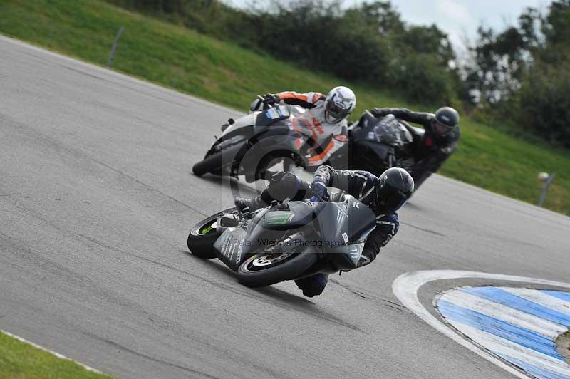 Motorcycle action photographs;donington;donington park leicestershire;donington photographs;event digital images;eventdigitalimages;no limits trackday;peter wileman photography;trackday;trackday digital images;trackday photos
