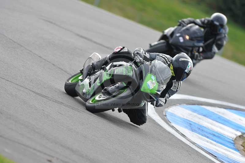 Motorcycle action photographs;donington;donington park leicestershire;donington photographs;event digital images;eventdigitalimages;no limits trackday;peter wileman photography;trackday;trackday digital images;trackday photos