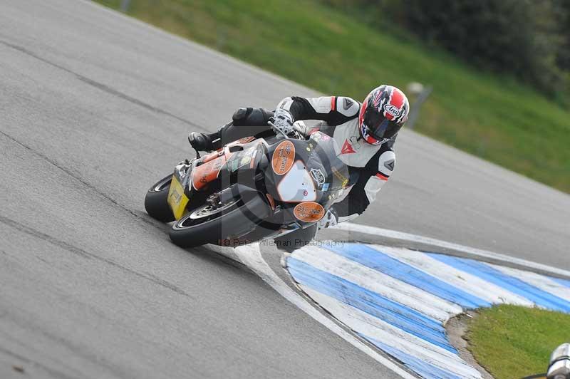 Motorcycle action photographs;donington;donington park leicestershire;donington photographs;event digital images;eventdigitalimages;no limits trackday;peter wileman photography;trackday;trackday digital images;trackday photos