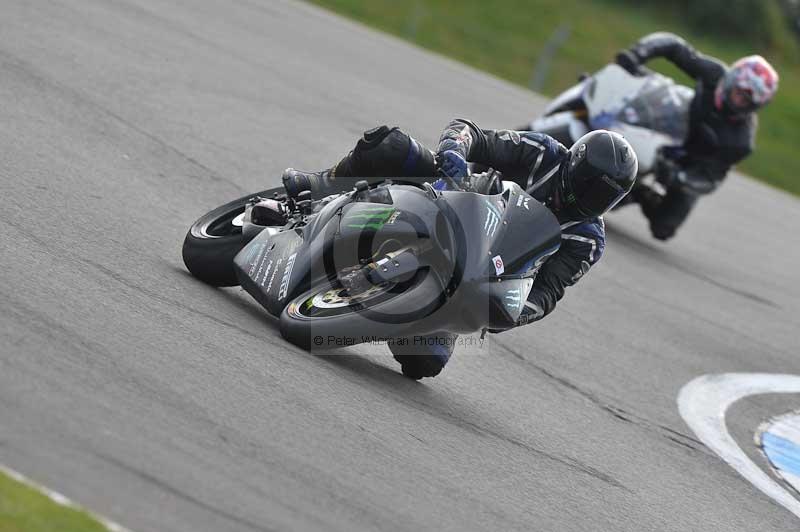 Motorcycle action photographs;donington;donington park leicestershire;donington photographs;event digital images;eventdigitalimages;no limits trackday;peter wileman photography;trackday;trackday digital images;trackday photos