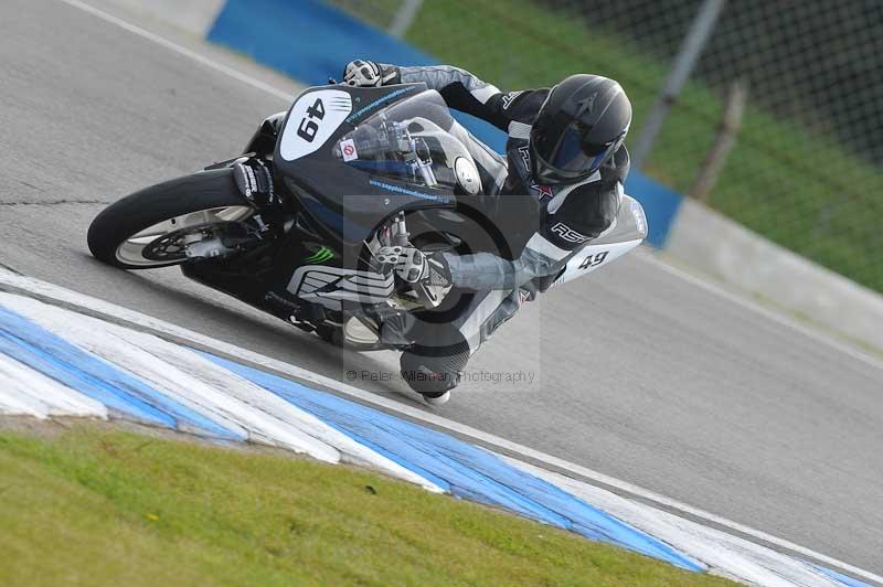 Motorcycle action photographs;donington;donington park leicestershire;donington photographs;event digital images;eventdigitalimages;no limits trackday;peter wileman photography;trackday;trackday digital images;trackday photos