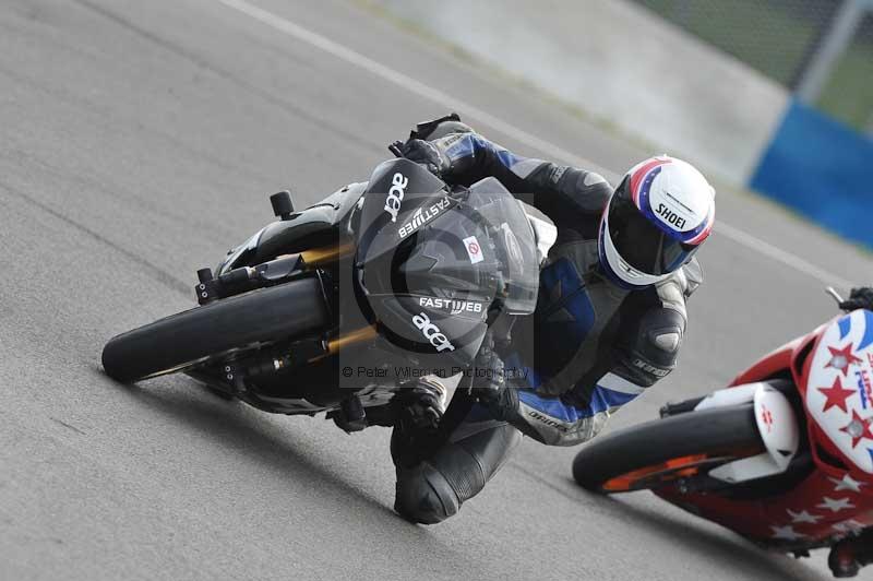 Motorcycle action photographs;donington;donington park leicestershire;donington photographs;event digital images;eventdigitalimages;no limits trackday;peter wileman photography;trackday;trackday digital images;trackday photos