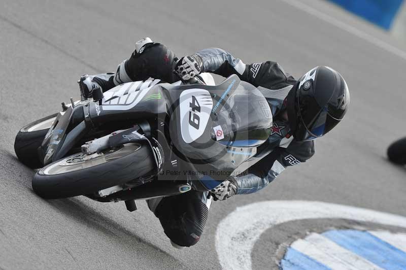 Motorcycle action photographs;donington;donington park leicestershire;donington photographs;event digital images;eventdigitalimages;no limits trackday;peter wileman photography;trackday;trackday digital images;trackday photos
