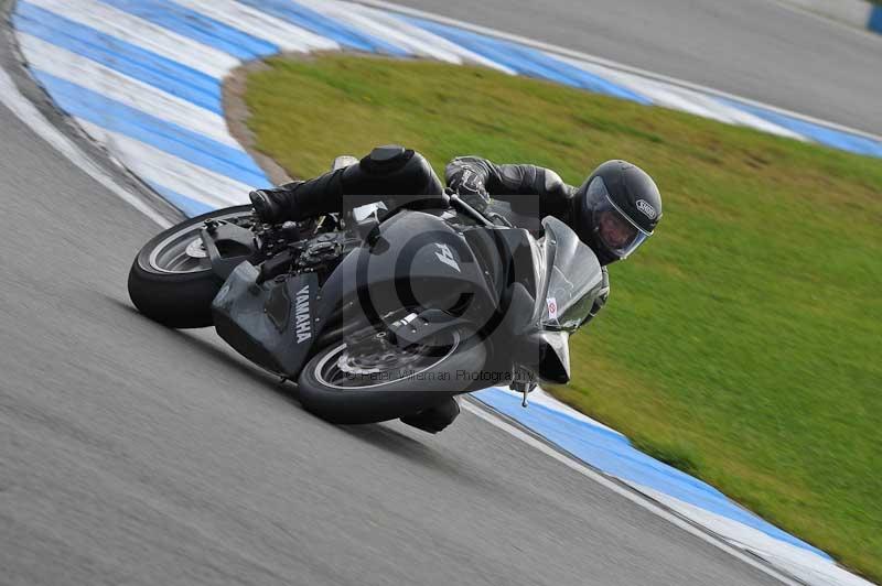 Motorcycle action photographs;donington;donington park leicestershire;donington photographs;event digital images;eventdigitalimages;no limits trackday;peter wileman photography;trackday;trackday digital images;trackday photos