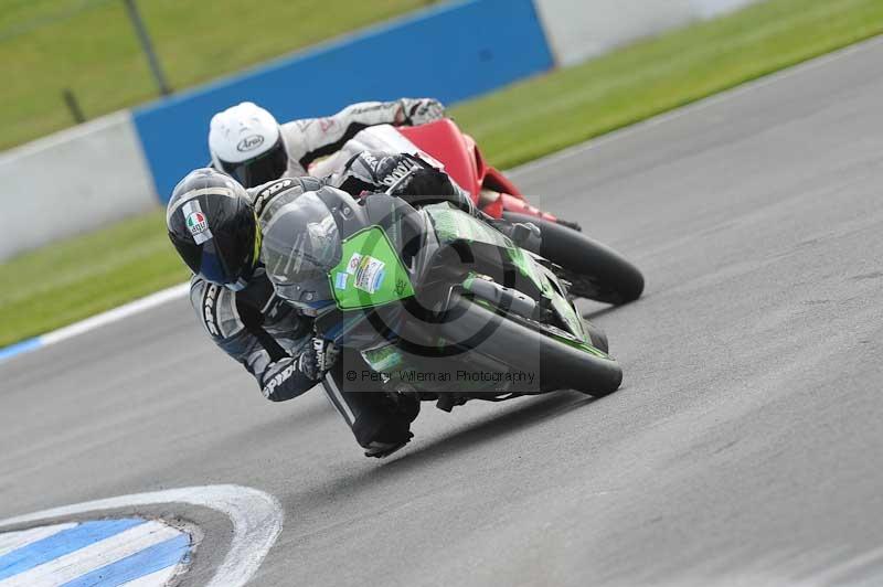Motorcycle action photographs;donington;donington park leicestershire;donington photographs;event digital images;eventdigitalimages;no limits trackday;peter wileman photography;trackday;trackday digital images;trackday photos