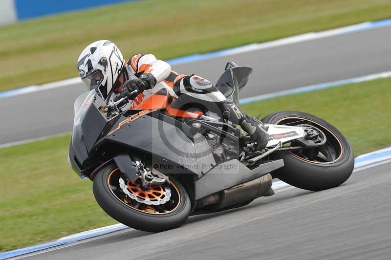 Motorcycle action photographs;donington;donington park leicestershire;donington photographs;event digital images;eventdigitalimages;no limits trackday;peter wileman photography;trackday;trackday digital images;trackday photos