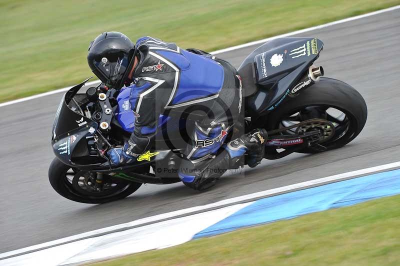 Motorcycle action photographs;donington;donington park leicestershire;donington photographs;event digital images;eventdigitalimages;no limits trackday;peter wileman photography;trackday;trackday digital images;trackday photos