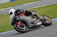 Motorcycle-action-photographs;donington;donington-park-leicestershire;donington-photographs;event-digital-images;eventdigitalimages;no-limits-trackday;peter-wileman-photography;trackday;trackday-digital-images;trackday-photos