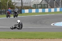 Motorcycle-action-photographs;donington;donington-park-leicestershire;donington-photographs;event-digital-images;eventdigitalimages;no-limits-trackday;peter-wileman-photography;trackday;trackday-digital-images;trackday-photos