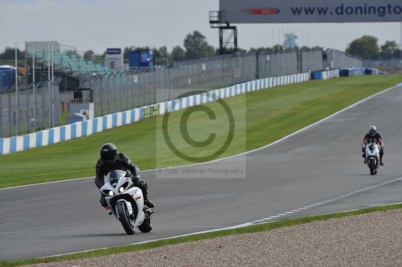 Motorcycle action photographs;donington;donington park leicestershire;donington photographs;event digital images;eventdigitalimages;no limits trackday;peter wileman photography;trackday;trackday digital images;trackday photos