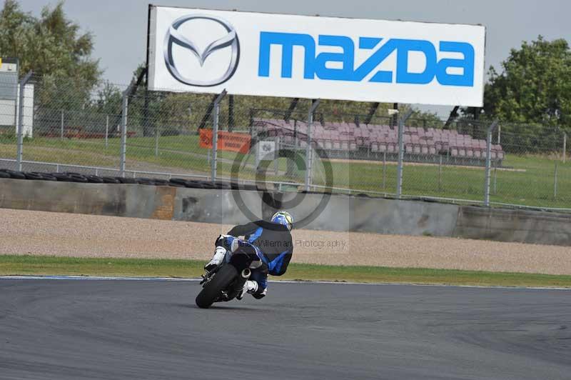 Motorcycle action photographs;donington;donington park leicestershire;donington photographs;event digital images;eventdigitalimages;no limits trackday;peter wileman photography;trackday;trackday digital images;trackday photos