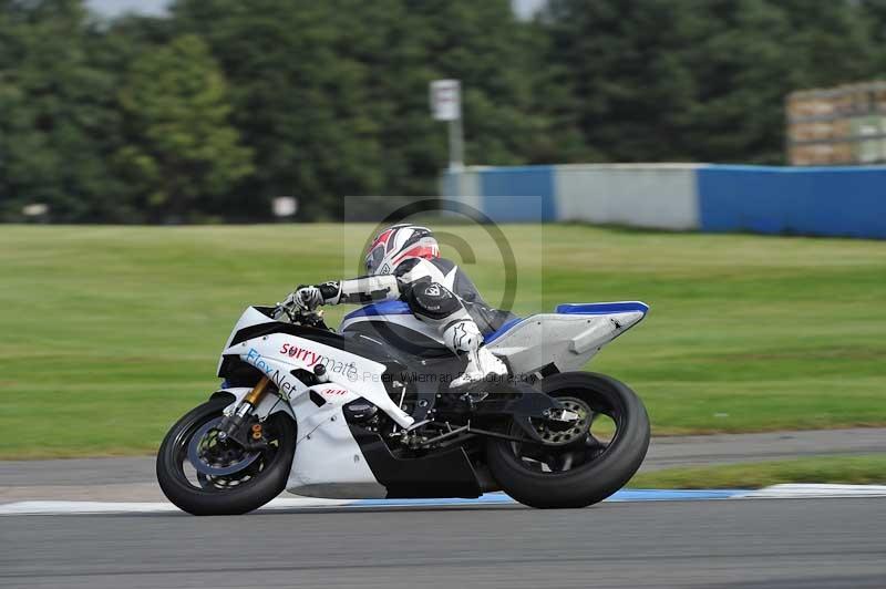 Motorcycle action photographs;donington;donington park leicestershire;donington photographs;event digital images;eventdigitalimages;no limits trackday;peter wileman photography;trackday;trackday digital images;trackday photos