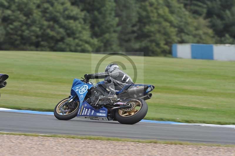 Motorcycle action photographs;donington;donington park leicestershire;donington photographs;event digital images;eventdigitalimages;no limits trackday;peter wileman photography;trackday;trackday digital images;trackday photos