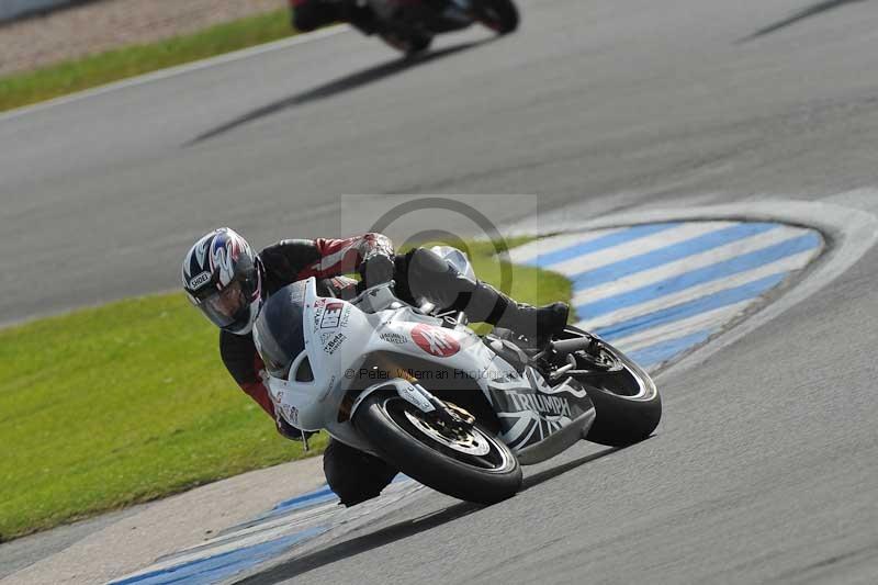 Motorcycle action photographs;donington;donington park leicestershire;donington photographs;event digital images;eventdigitalimages;no limits trackday;peter wileman photography;trackday;trackday digital images;trackday photos