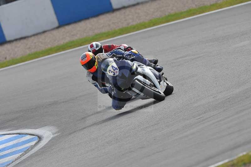 Motorcycle action photographs;donington;donington park leicestershire;donington photographs;event digital images;eventdigitalimages;no limits trackday;peter wileman photography;trackday;trackday digital images;trackday photos