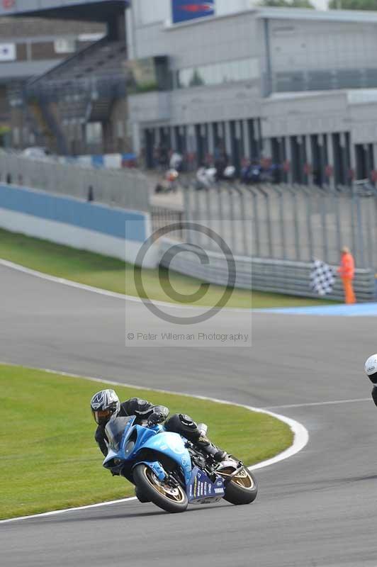 Motorcycle action photographs;donington;donington park leicestershire;donington photographs;event digital images;eventdigitalimages;no limits trackday;peter wileman photography;trackday;trackday digital images;trackday photos