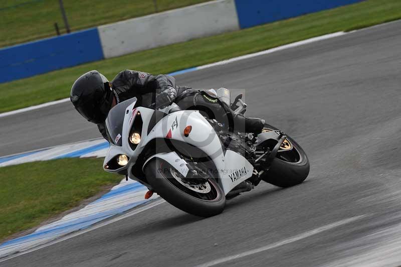 Motorcycle action photographs;donington;donington park leicestershire;donington photographs;event digital images;eventdigitalimages;no limits trackday;peter wileman photography;trackday;trackday digital images;trackday photos