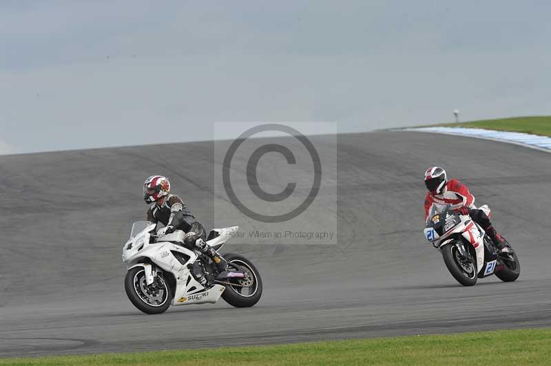 Motorcycle action photographs;donington;donington park leicestershire;donington photographs;event digital images;eventdigitalimages;no limits trackday;peter wileman photography;trackday;trackday digital images;trackday photos