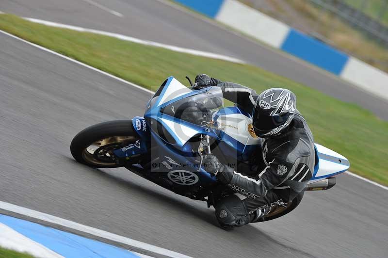 Motorcycle action photographs;donington;donington park leicestershire;donington photographs;event digital images;eventdigitalimages;no limits trackday;peter wileman photography;trackday;trackday digital images;trackday photos