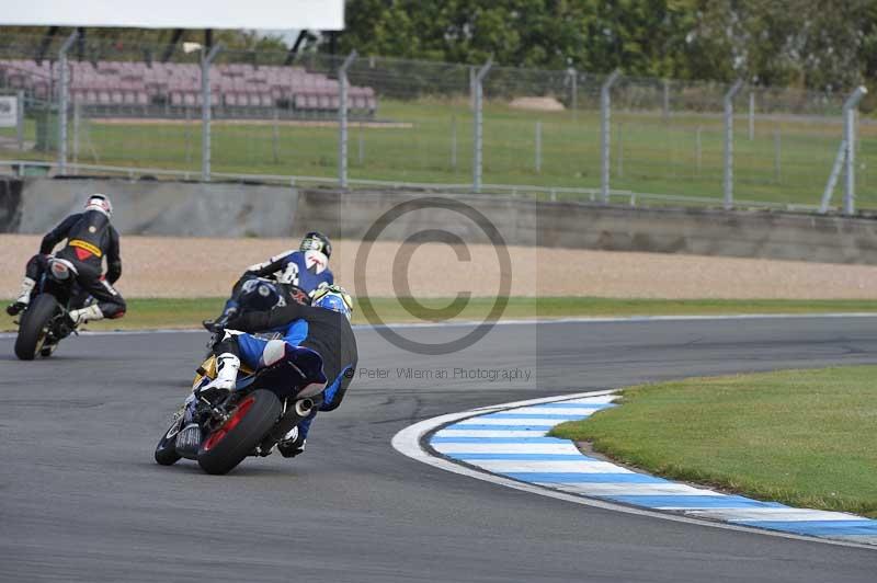 Motorcycle action photographs;donington;donington park leicestershire;donington photographs;event digital images;eventdigitalimages;no limits trackday;peter wileman photography;trackday;trackday digital images;trackday photos