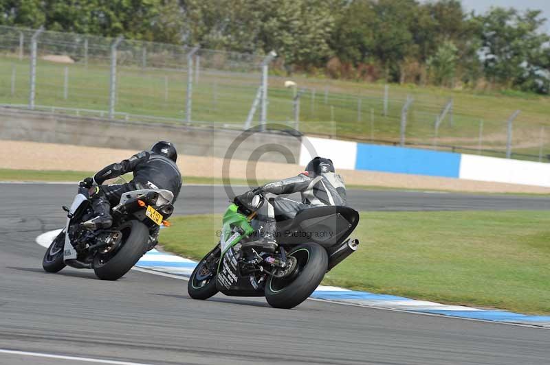 Motorcycle action photographs;donington;donington park leicestershire;donington photographs;event digital images;eventdigitalimages;no limits trackday;peter wileman photography;trackday;trackday digital images;trackday photos