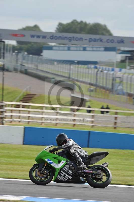 Motorcycle action photographs;donington;donington park leicestershire;donington photographs;event digital images;eventdigitalimages;no limits trackday;peter wileman photography;trackday;trackday digital images;trackday photos