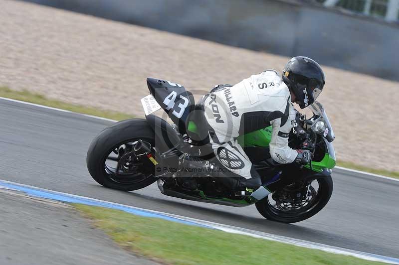 Motorcycle action photographs;donington;donington park leicestershire;donington photographs;event digital images;eventdigitalimages;no limits trackday;peter wileman photography;trackday;trackday digital images;trackday photos