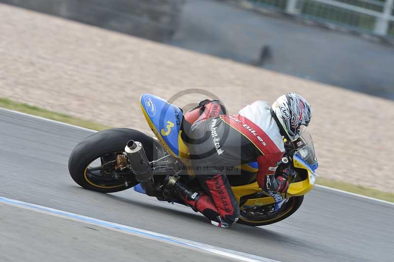 Motorcycle action photographs;donington;donington park leicestershire;donington photographs;event digital images;eventdigitalimages;no limits trackday;peter wileman photography;trackday;trackday digital images;trackday photos
