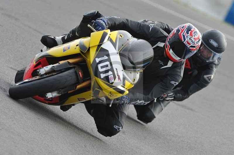 Motorcycle action photographs;donington;donington park leicestershire;donington photographs;event digital images;eventdigitalimages;no limits trackday;peter wileman photography;trackday;trackday digital images;trackday photos