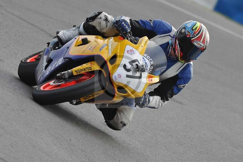 Motorcycle action photographs;donington;donington park leicestershire;donington photographs;event digital images;eventdigitalimages;no limits trackday;peter wileman photography;trackday;trackday digital images;trackday photos
