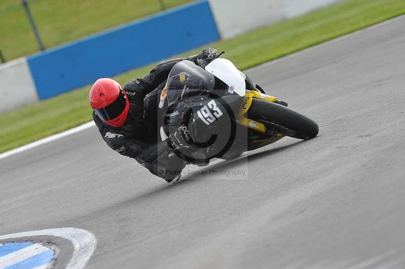Motorcycle action photographs;donington;donington park leicestershire;donington photographs;event digital images;eventdigitalimages;no limits trackday;peter wileman photography;trackday;trackday digital images;trackday photos