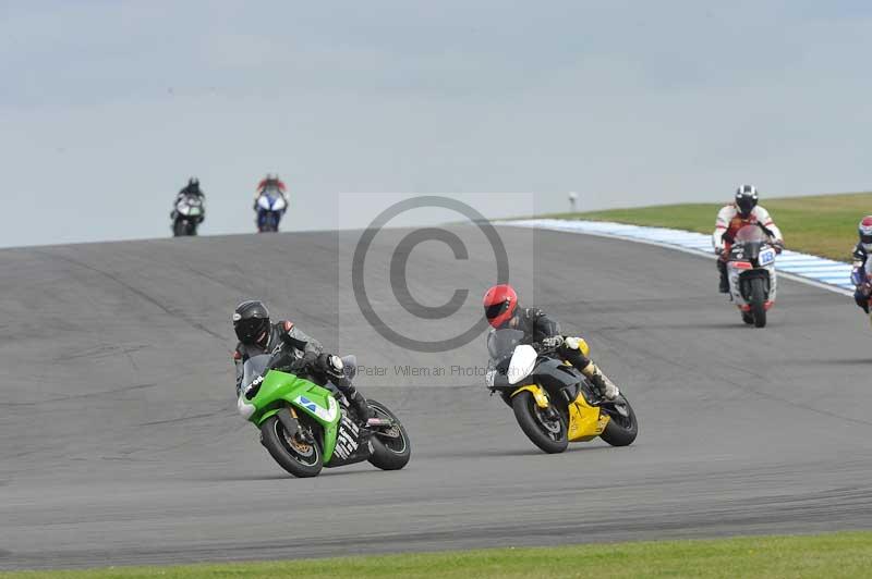 Motorcycle action photographs;donington;donington park leicestershire;donington photographs;event digital images;eventdigitalimages;no limits trackday;peter wileman photography;trackday;trackday digital images;trackday photos