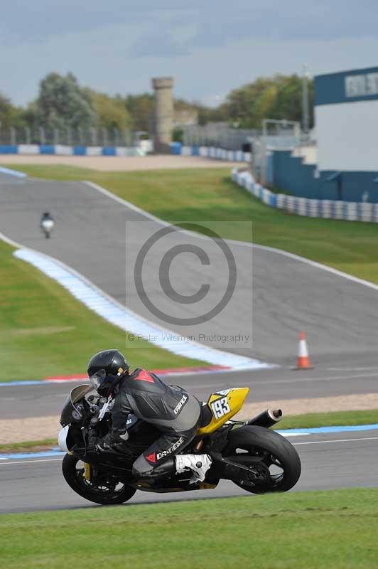 Motorcycle action photographs;donington;donington park leicestershire;donington photographs;event digital images;eventdigitalimages;no limits trackday;peter wileman photography;trackday;trackday digital images;trackday photos