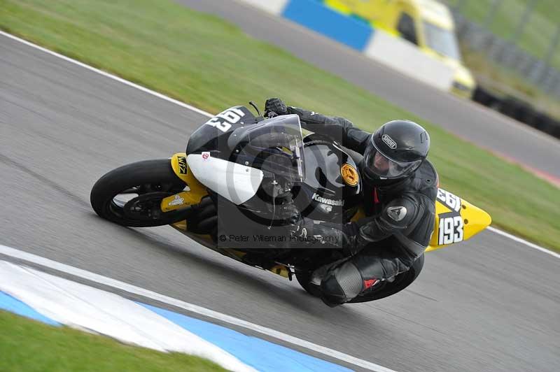 Motorcycle action photographs;donington;donington park leicestershire;donington photographs;event digital images;eventdigitalimages;no limits trackday;peter wileman photography;trackday;trackday digital images;trackday photos